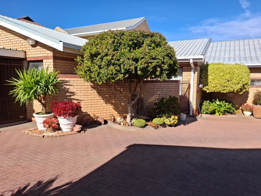 Commercial Property for Sale in Westdene Free State